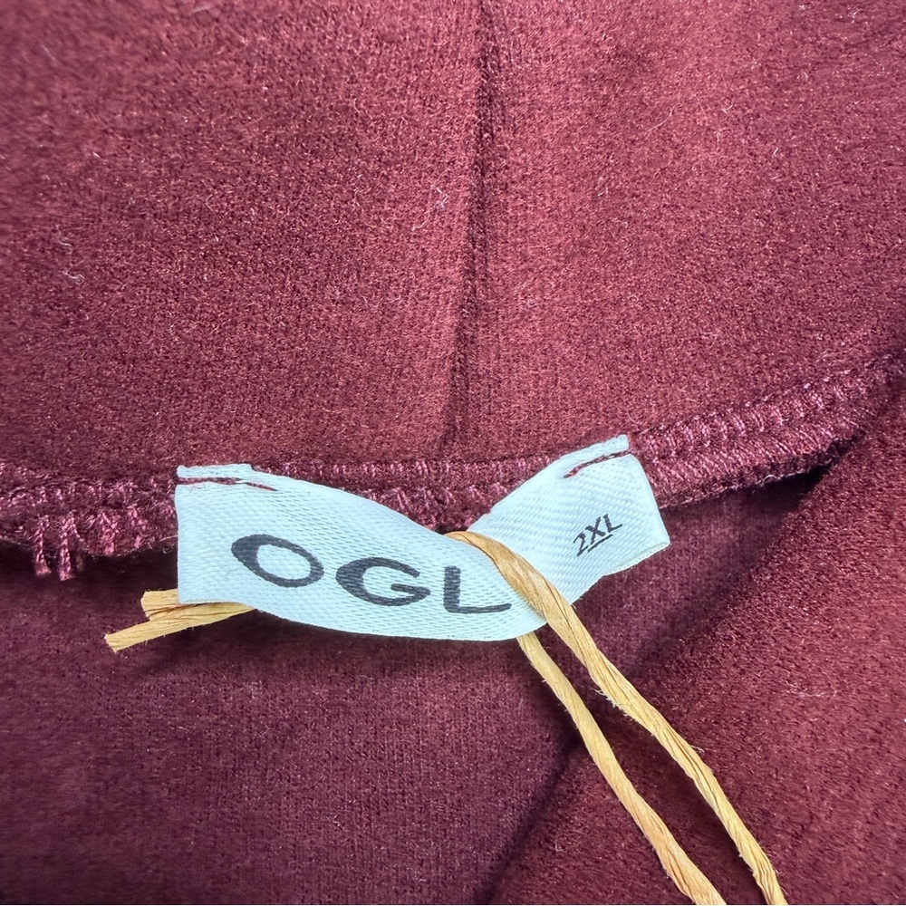 OGL FuzzLuxe Mockneck Sleeve-Warmer Top – Ruby – Size XXL - Picture 6 of 7